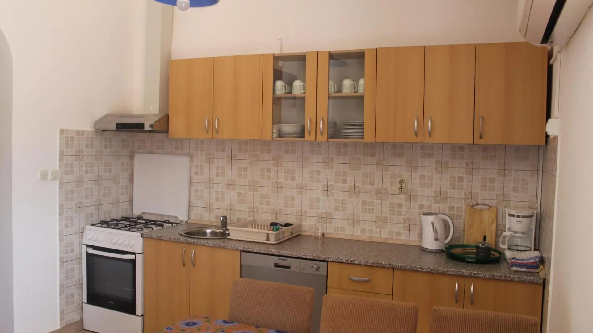 Standard Apartments Near Beach Kruševo